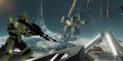 Master Chief with a sniper in Halo 2