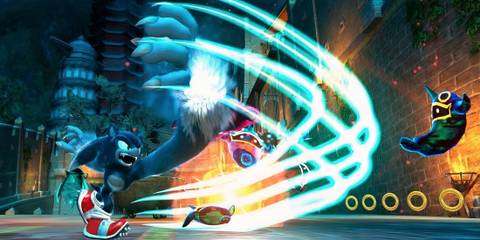 Werehog slashing small enemies in Sonic Unleashed