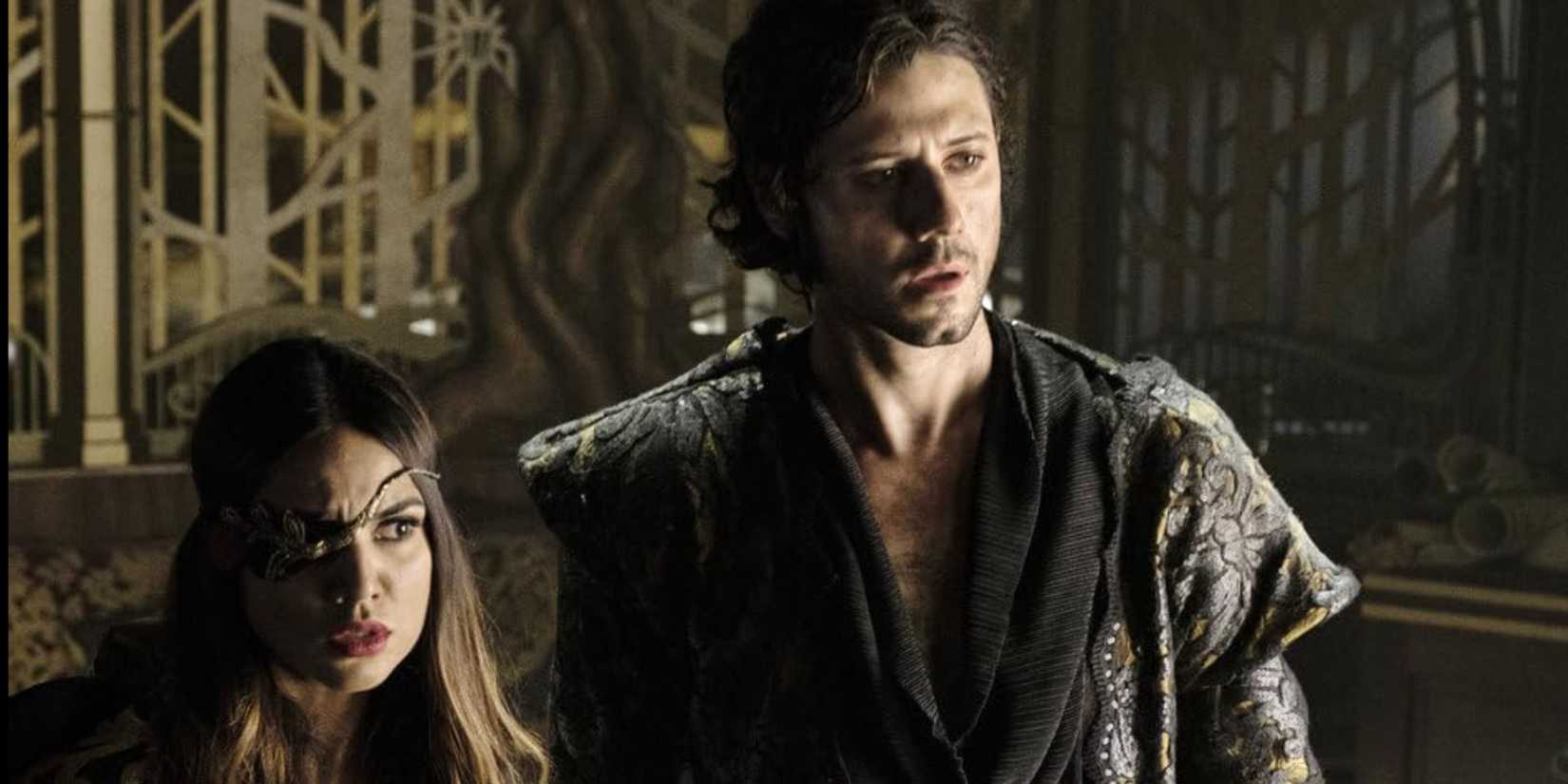 Summer Bishil and Hale Appleman in The Magicians