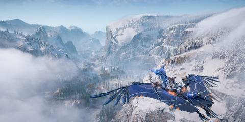 Aloy soaring the skies on a Sunwing - Horizon Forbidden West