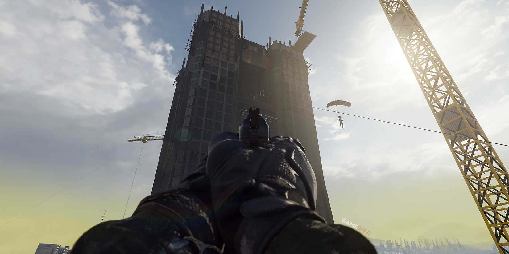 How to Fly Through the Overlook's Upper Skydeck in Warzone - Featured Image