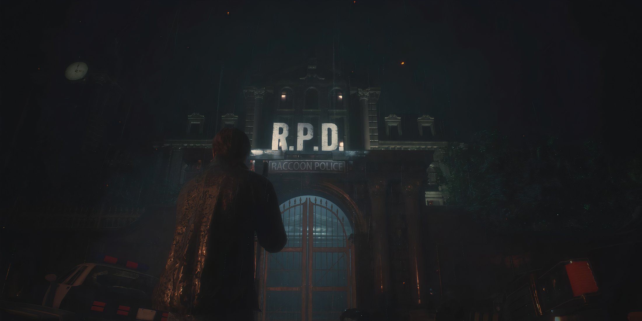 Leon outside the police department in Resident Evil 2 (PS4)