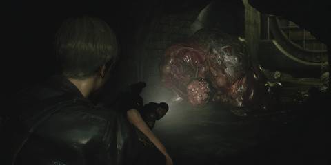 Leon shooting in Resident Evil 2 (PS4)