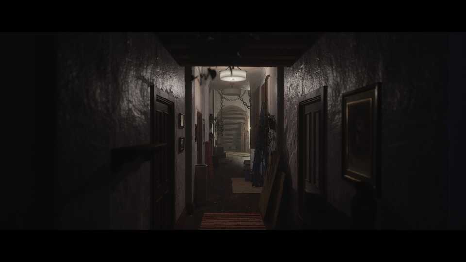 luto creepy hallway