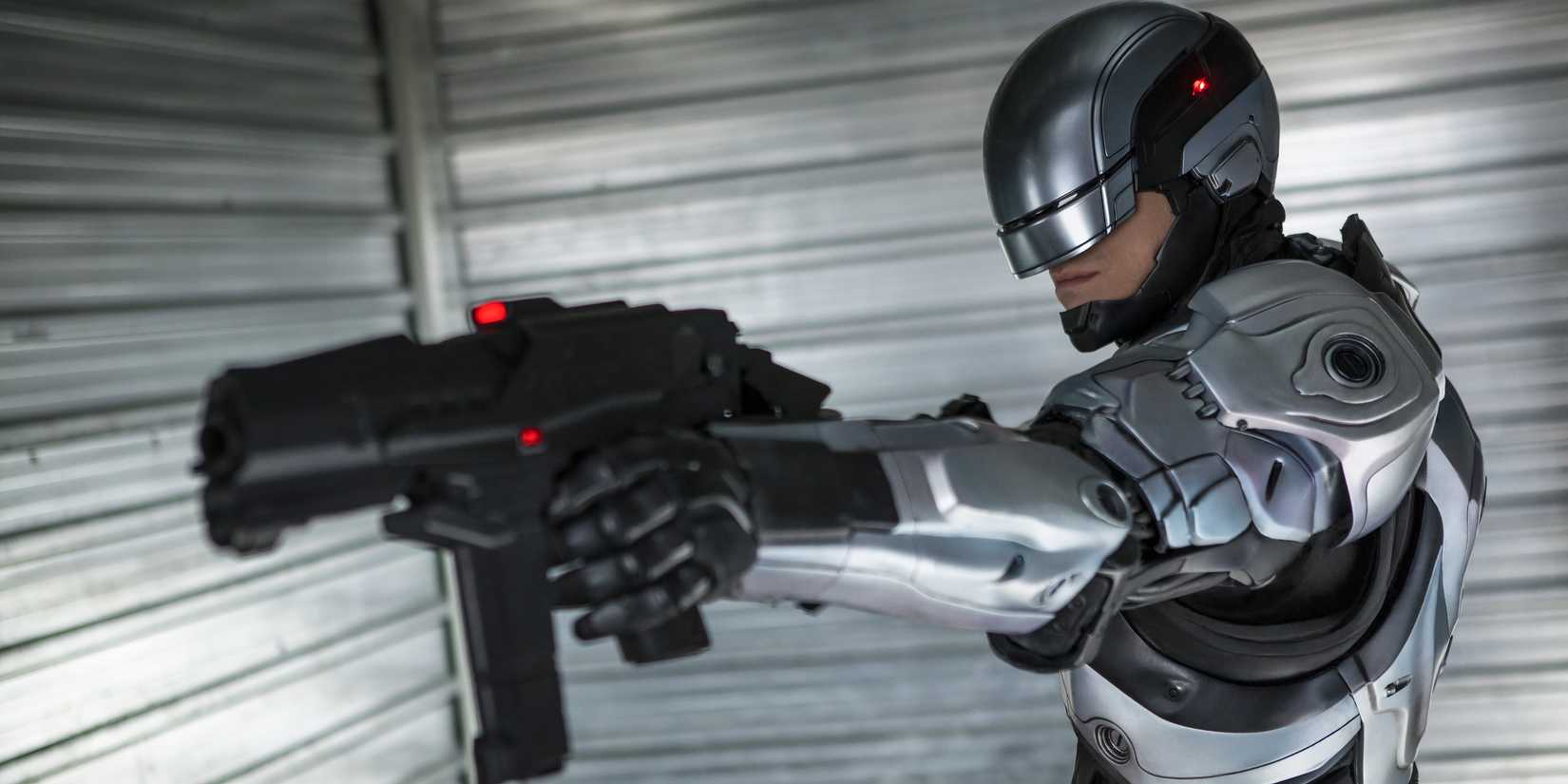robocop 2014 guns training