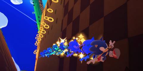 Sonic Lost World running along a wall