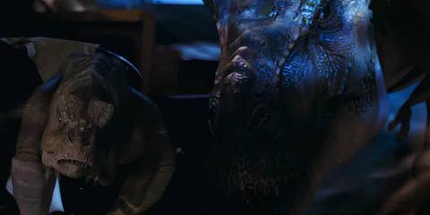 Buck teaching Junior how to hunt in The Lost World: Jurassic Park