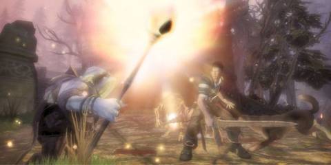 The player character casting a spell against an enemy - Fable 2