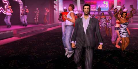 Tommy in a night club - Grand Theft AutoVice City
