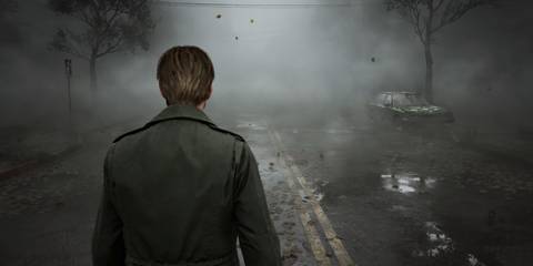 James walking through Silent Hill - Silent Hill 2