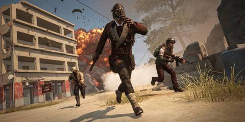 PUBG Battlegrounds running in gas mask