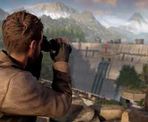 Seorang penembak jitu mengawasi musuh dengan teropong dalam game Sniper Elite.