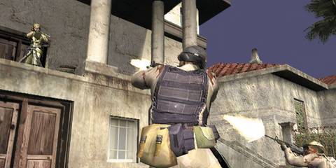 Shooting enemies in SOCOM 2 US Navy SEALs