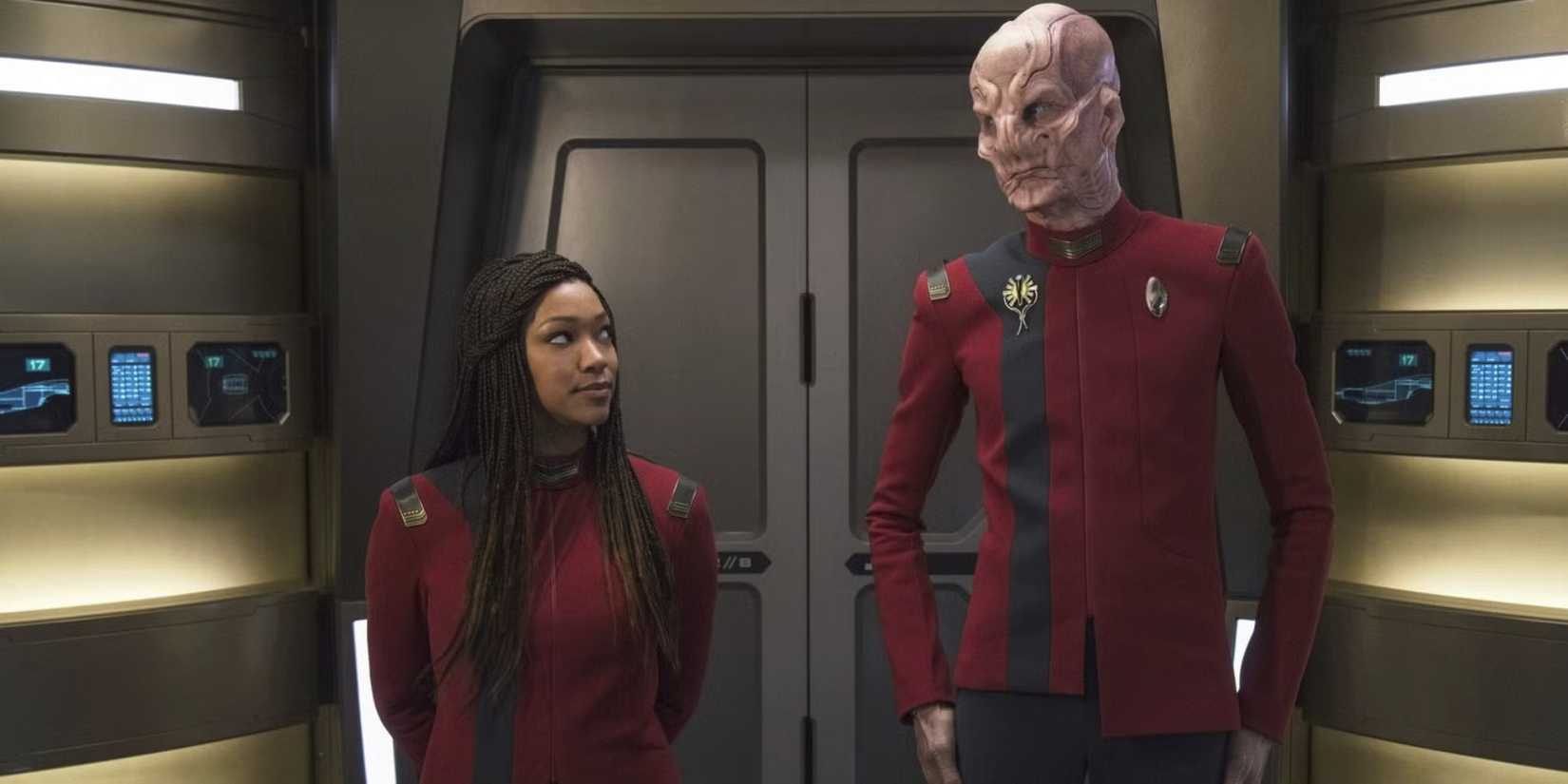 star-trek-discovery-transporter-buffer-stormy-weather