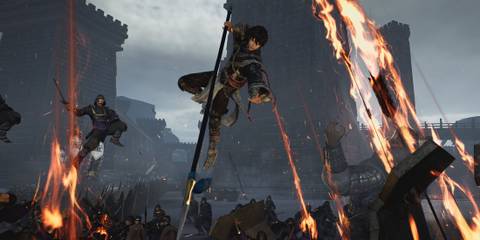 The playable character attacking enemies with his spear - Dynasty Warriors Origins