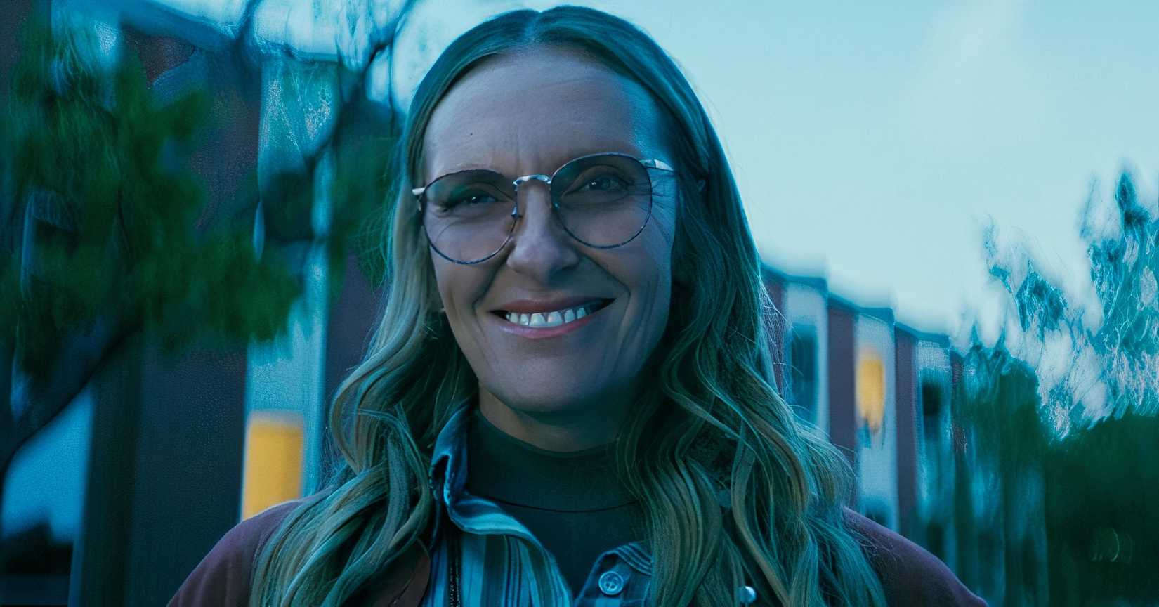 Toni Collette in Wayward
