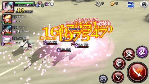 Attacking enemies as Toshiro in Bleach Brave Souls