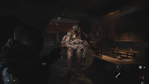 Defeat Large Enemy in Tool Store Cronos New Dawn