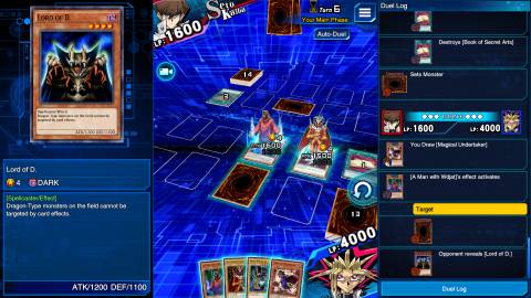 Fighting a battle in Yu-Gi-Oh Duel Links