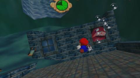 Mario faces Unagi the eel while he's swimming underwater - Super Mario 64