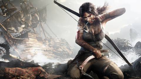 Lara bandaging herself up 