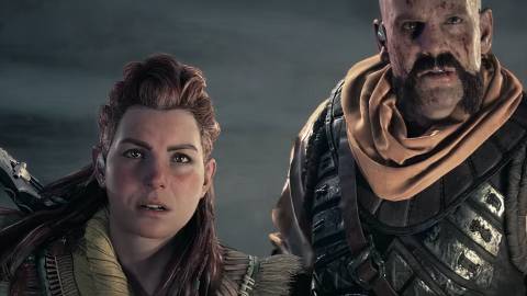 Aloy and friend looking worried