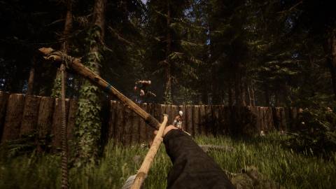 Shooting enemies with a bow in Sons of the Forest