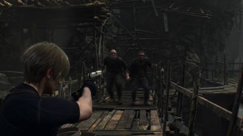 Shooting enemies with a pistol in Resident Evil 4 (2023)