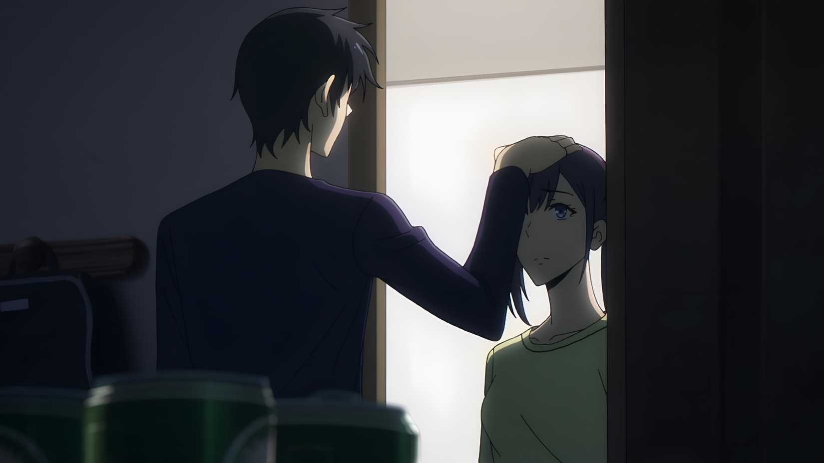 solo leveling jin woo patting sister jin ah head