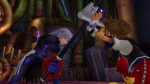 Sora blocks Riku's attack - Kingdom Hearts