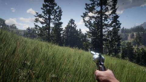 Arthur shooting in first-person mode - Red Dead Redemption 2