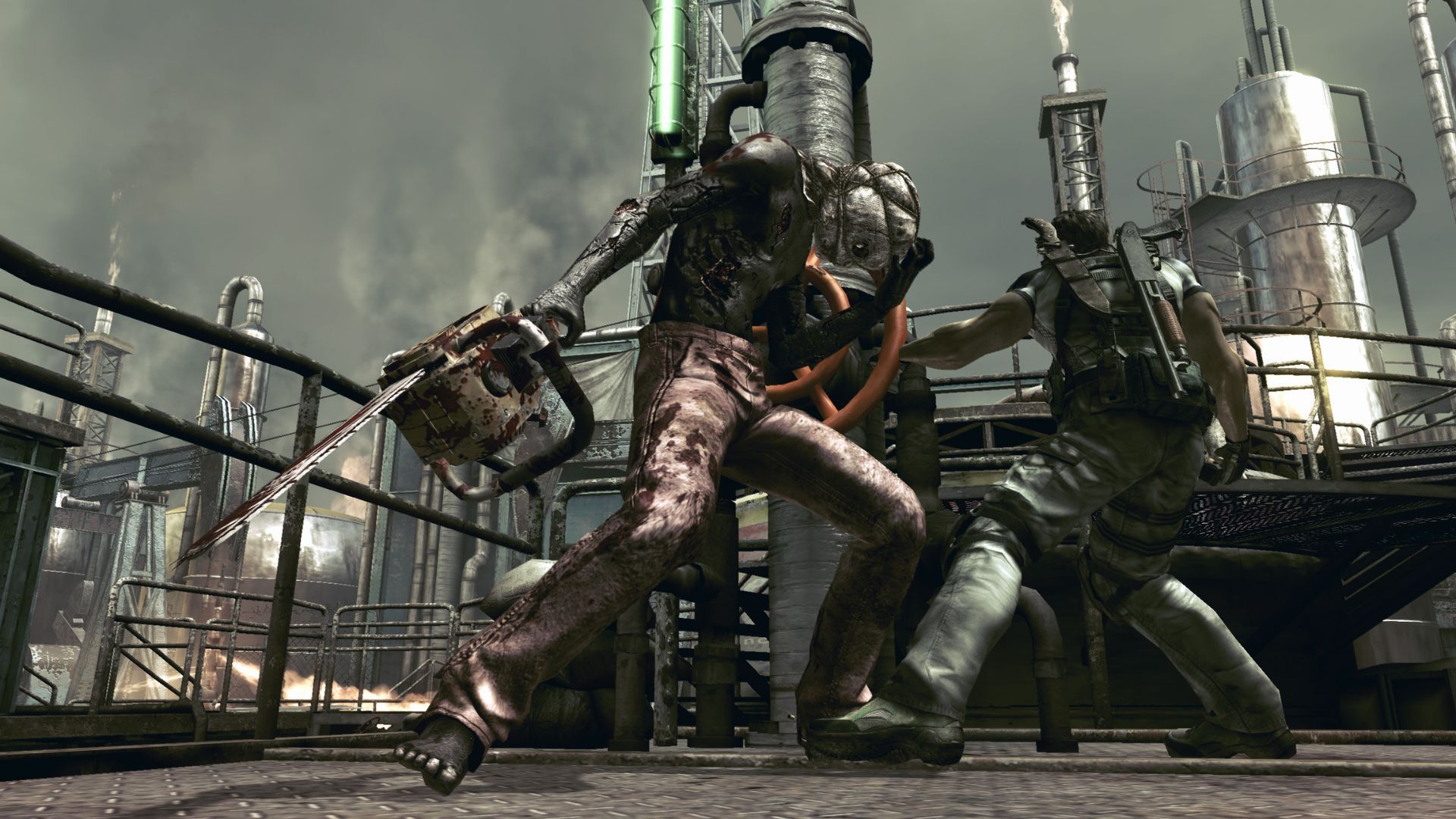 Chris fighting a Chainsaw-wielding enemy - Resident Evil 5