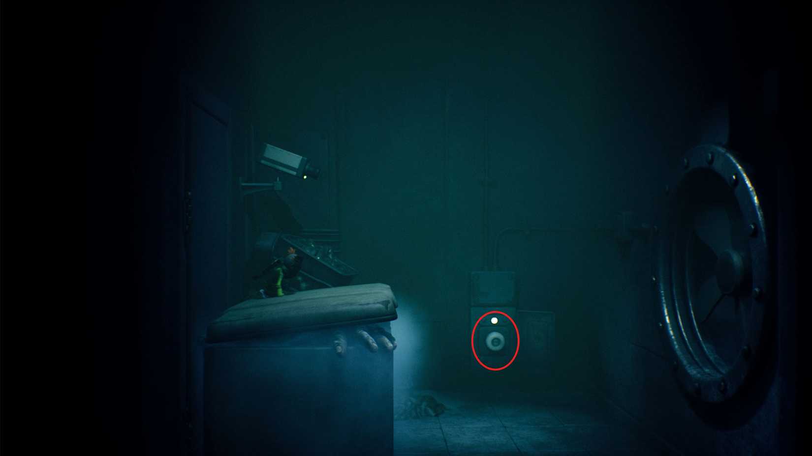 how to get chapter 2 first battery fuse 4 in little nightmares 3