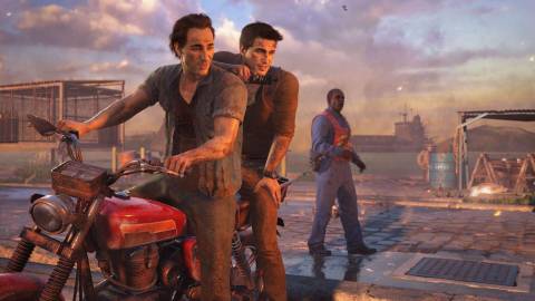 Nathan and Sam in a motorcycle - Uncharted 4 A Thief's End