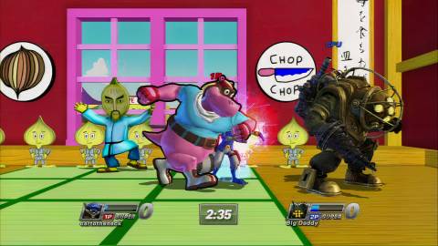 Playing a two-player match in PlayStation All-Stars Battle Royale