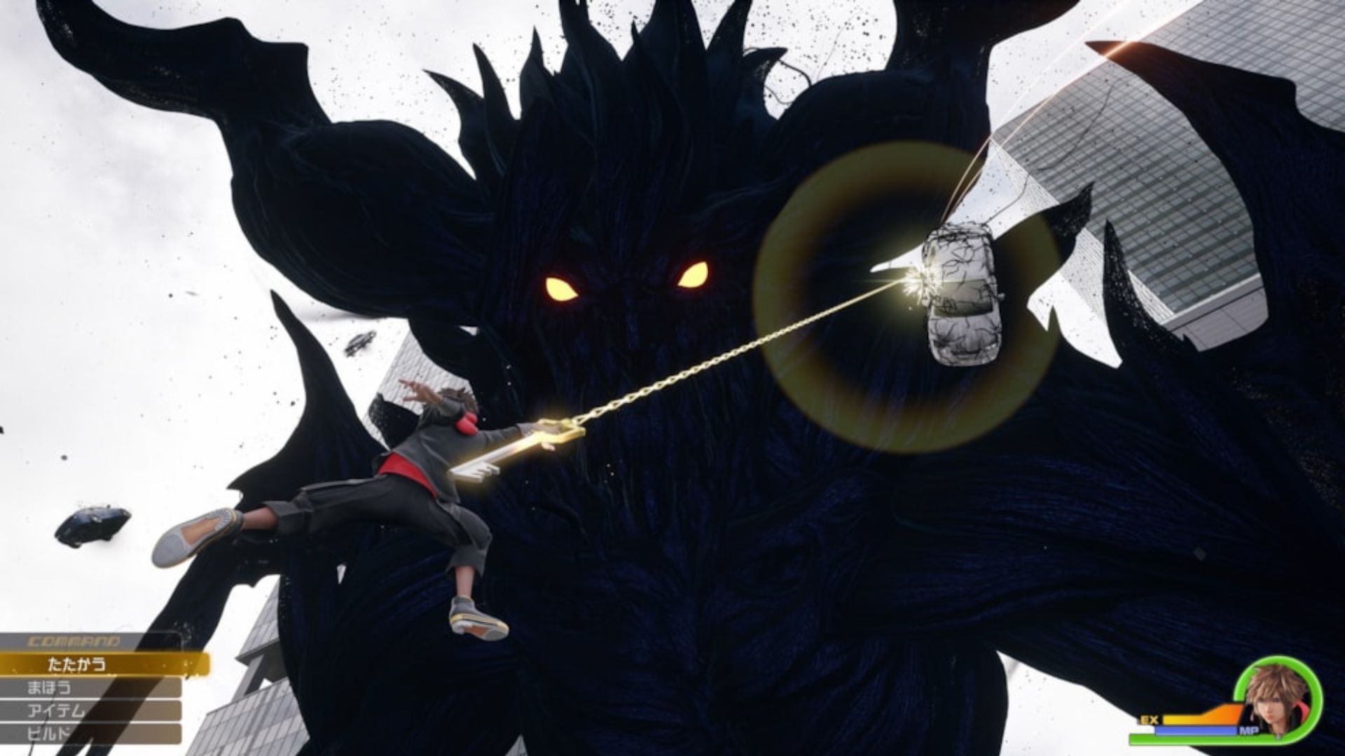 Sora makes an energy whip with his Keyblade - Kingdom Hearts 4