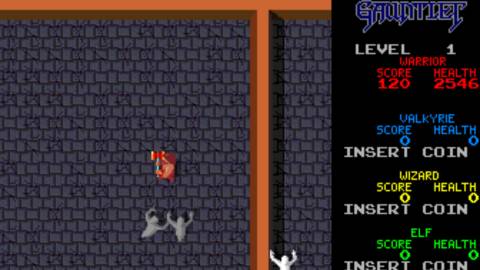 The playable character faces off against some ghosts - Gauntlet