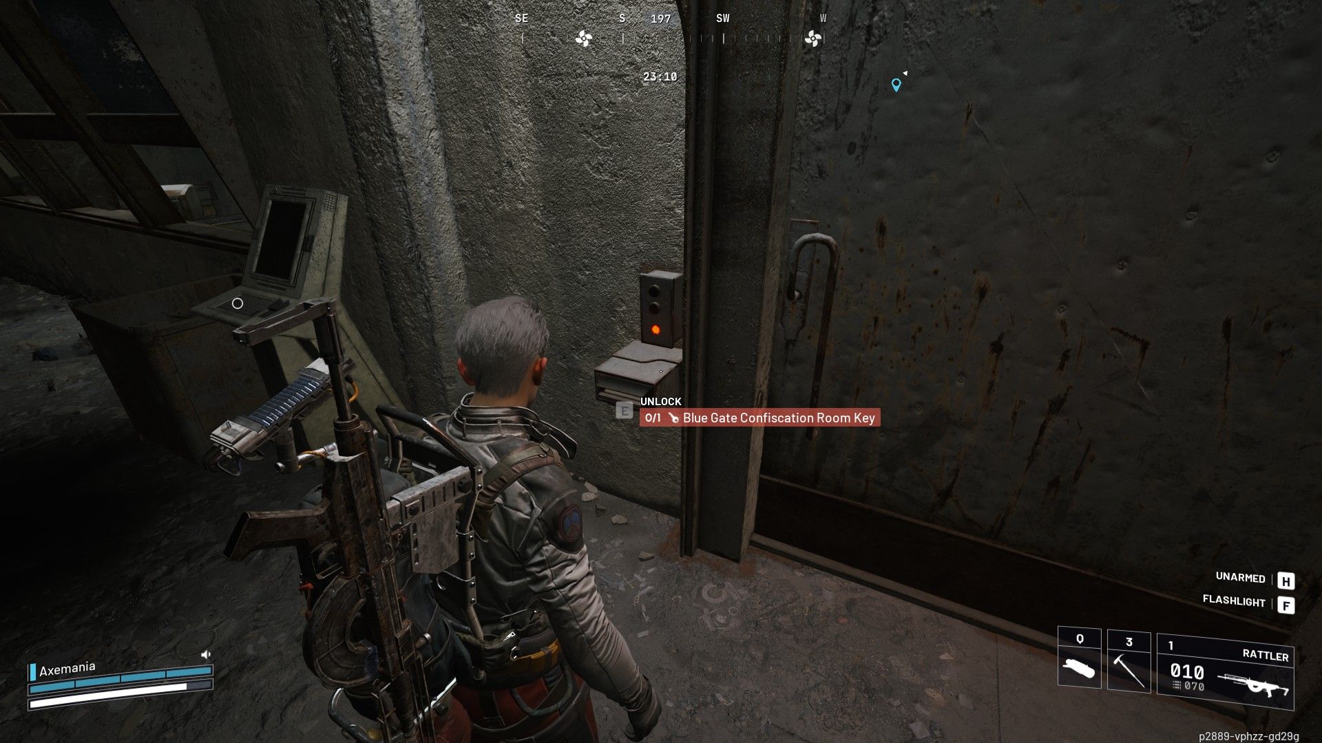 Porta trancada da Sala de Confisco do Portão Azul dos Invasores da ARC