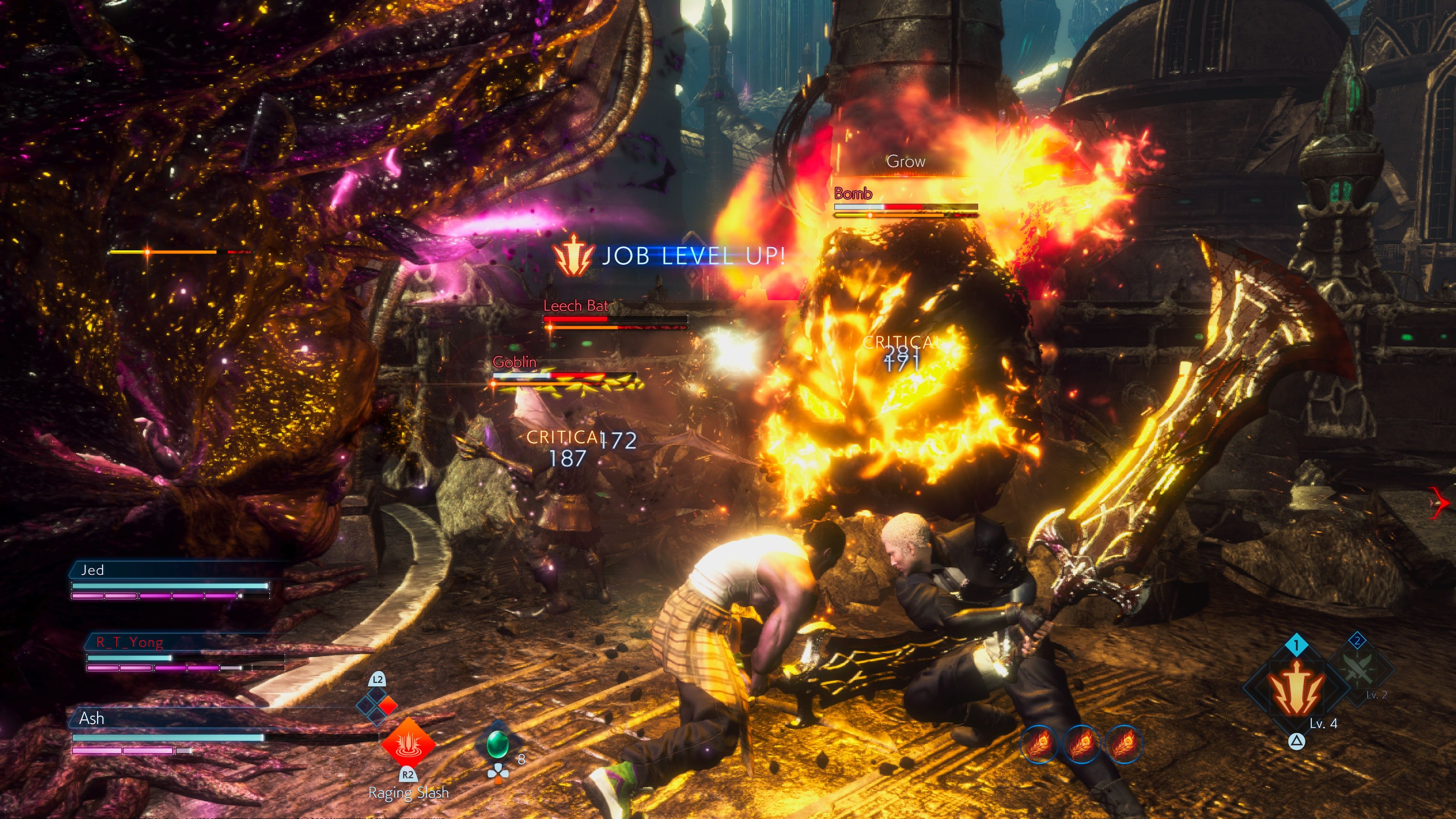 Attacking enemies in Stranger of Paradise Final Fantasy Origin