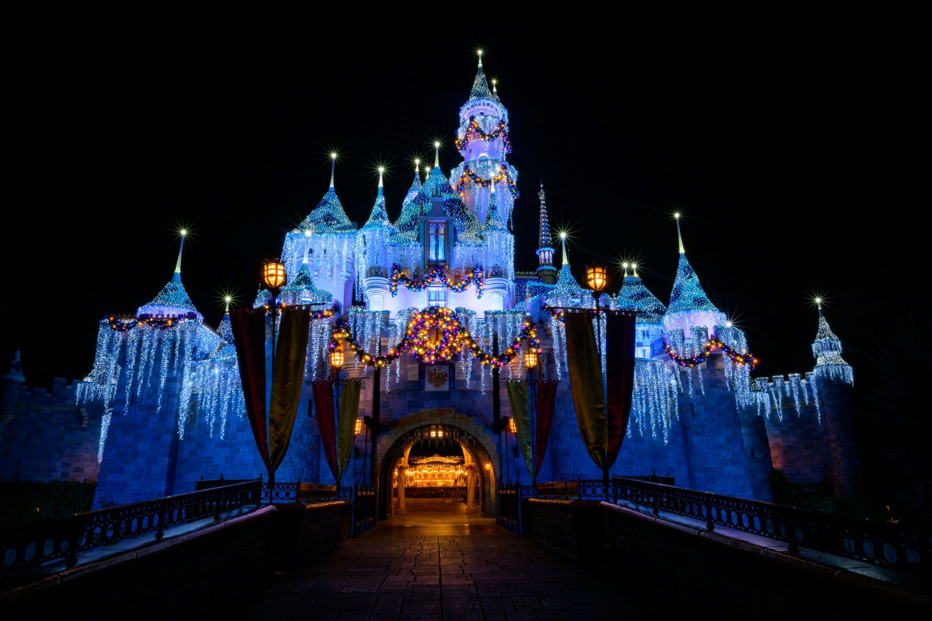 holidays at disneyland review