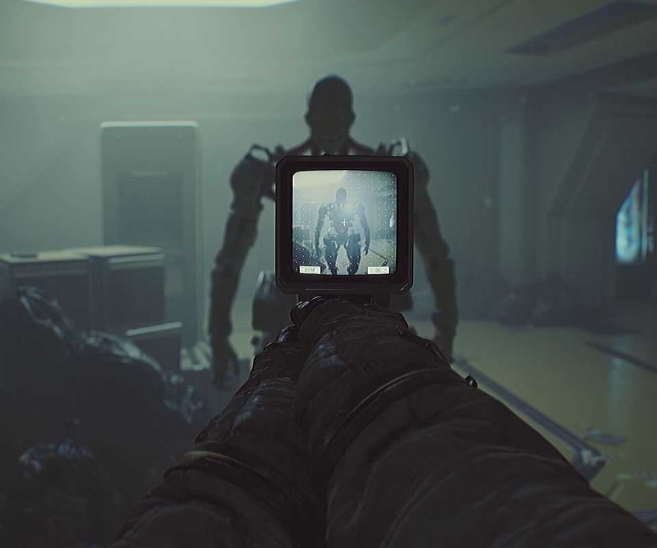 Monster dan kamera senjata dalam game Routine