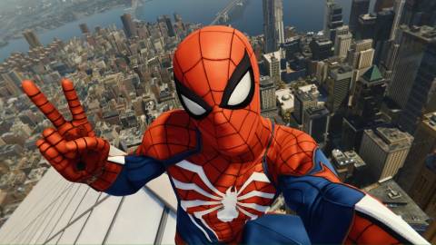 Spider-Man giving the peace in Marvel's Spider-Man (2018)