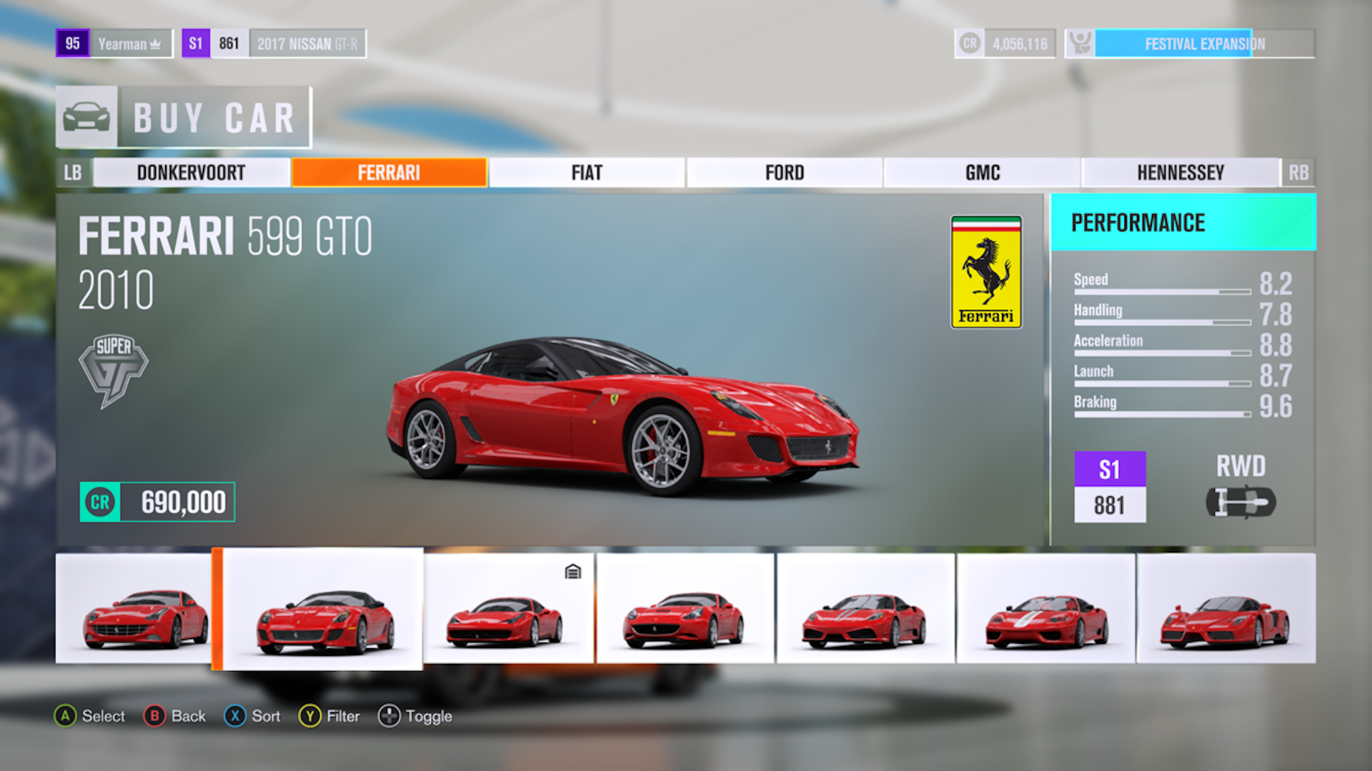Customizing a car in Forza Horizon 3 (2016)