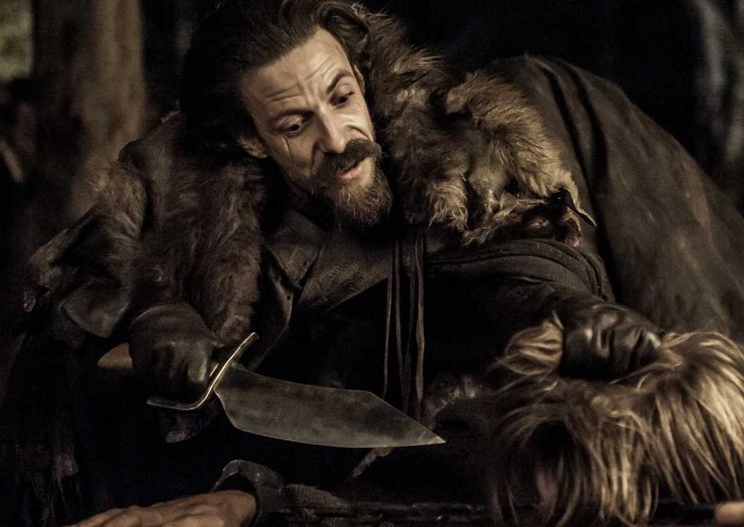 game of thrones rains of castamere locke threatening talisa maegyr