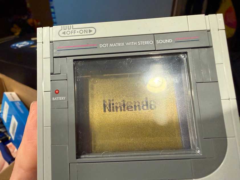 LEGO Game Boy - hologram screen