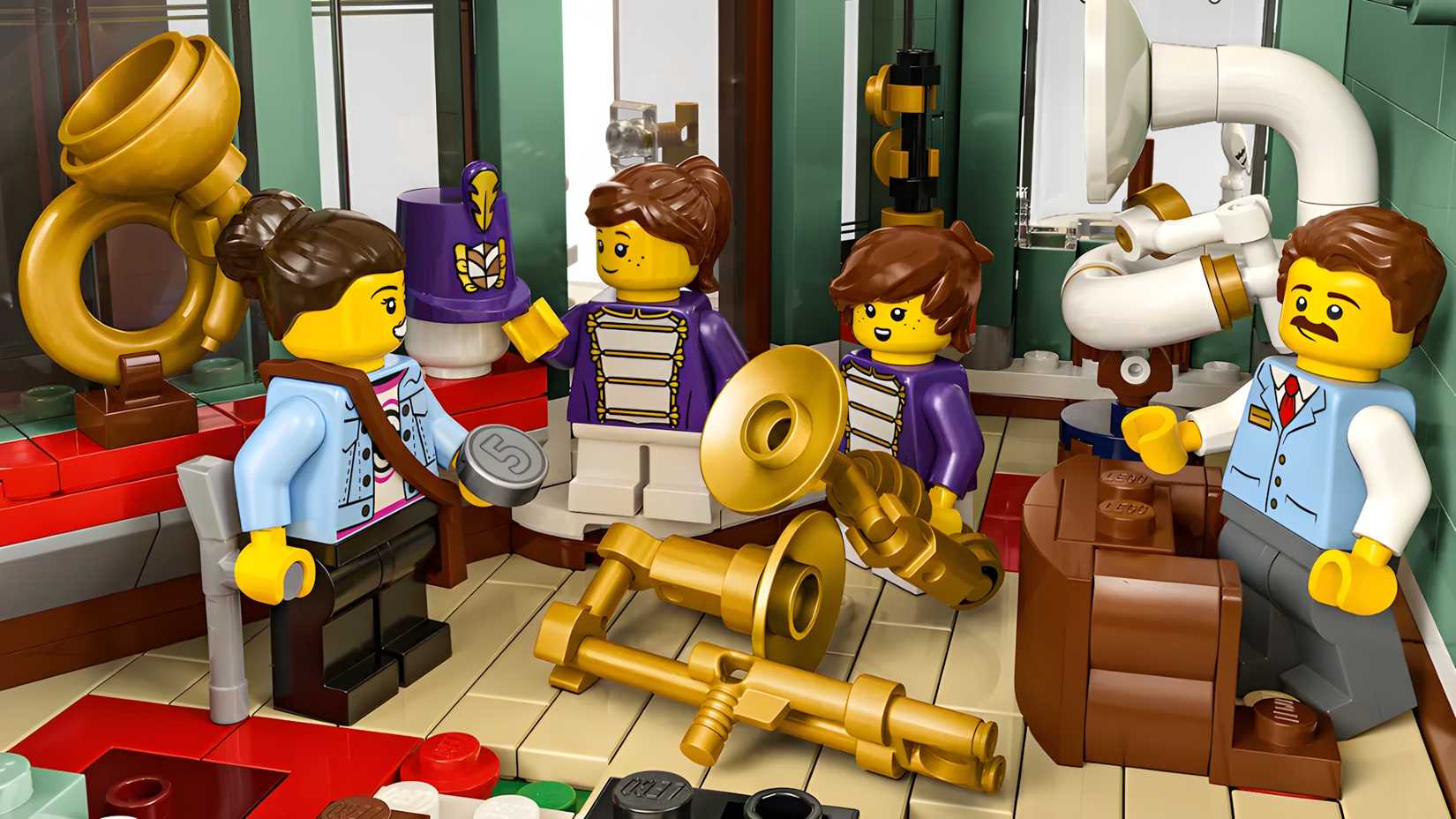 LEGO Modular Shopping Street Mini-Figures