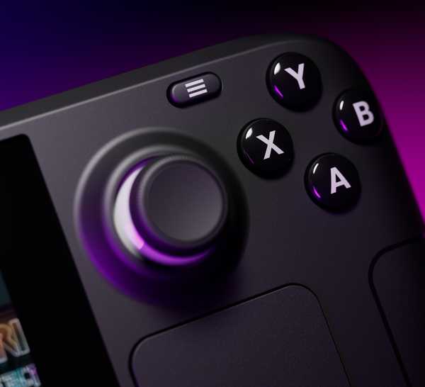 steam-deck-lcd-model-close-up-face-buttons-1