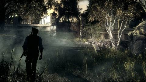 Walking by a gate in The Evil Within (2014)