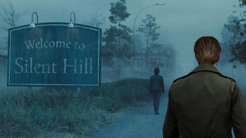 Walking into the town Return to silent hill vs. Silent Hill 2