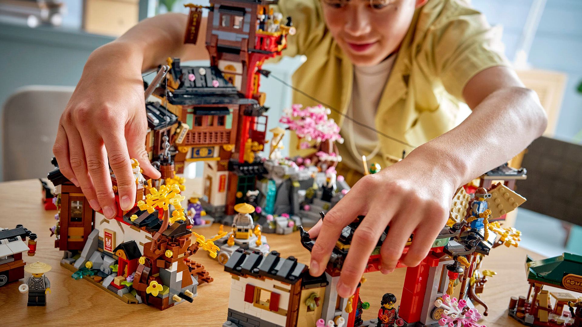 71861 LEGO Ninjago The Old Town 15th Anniversary lifestyle shot